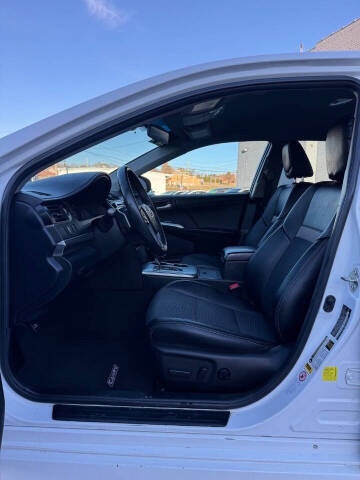 2014 Toyota Camry SE