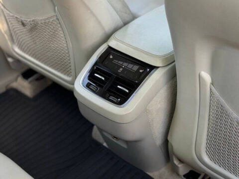 2016 Volvo XC90 T6 Inscription