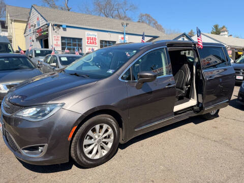 2019 Chrysler Pacifica Touring L