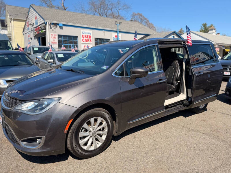 2019 Chrysler Pacifica Touring L