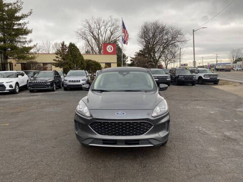 2020 Ford Escape SE