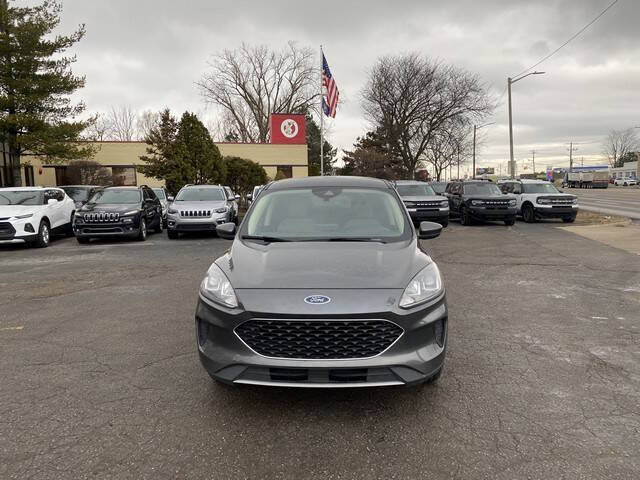 2020 Ford Escape SE