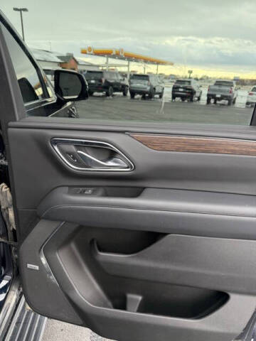 2022 Chevrolet Suburban High Country