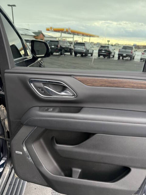 2022 Chevrolet Suburban High Country