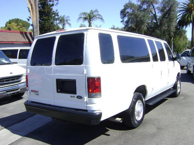 2011 Ford E-Series E-350 SD XL