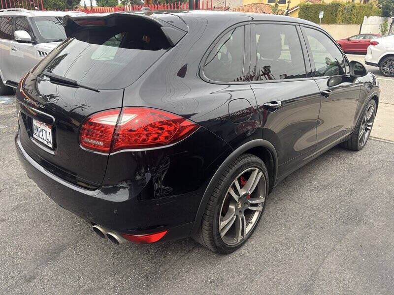 2011 Porsche Cayenne Turbo