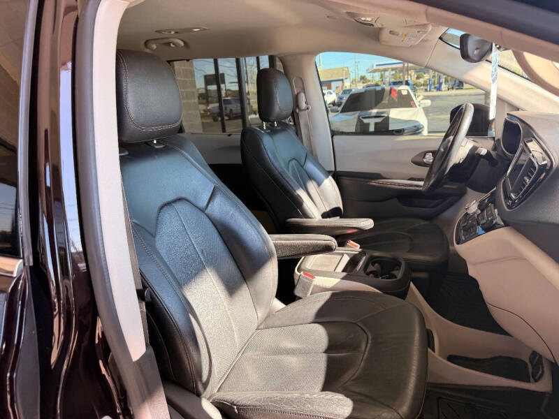 2019 Chrysler Pacifica Touring L 35th Anniversary