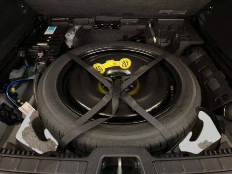 2025 Volvo XC60 B5 Core Dark Theme