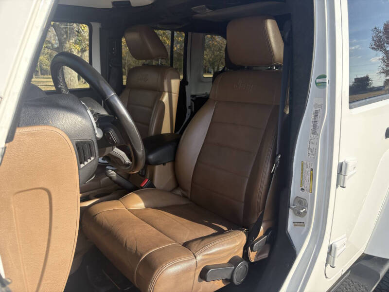 2012 Jeep Wrangler Unlimited Sahara