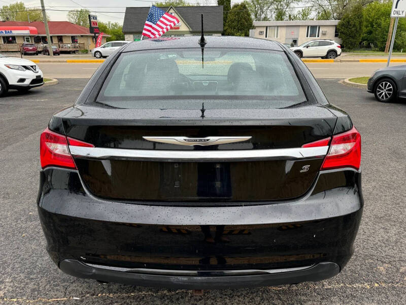 2012 Chrysler 200 Touring