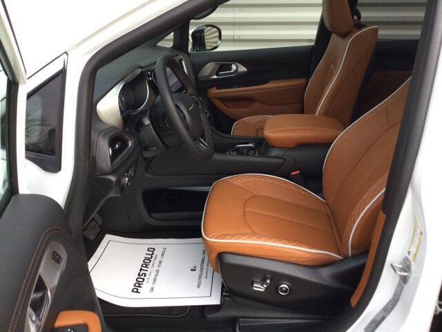 2026 Chrysler Pacifica Pinnacle
