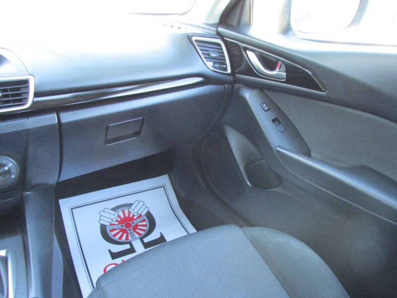 2014 Mazda MAZDA3 i Sport