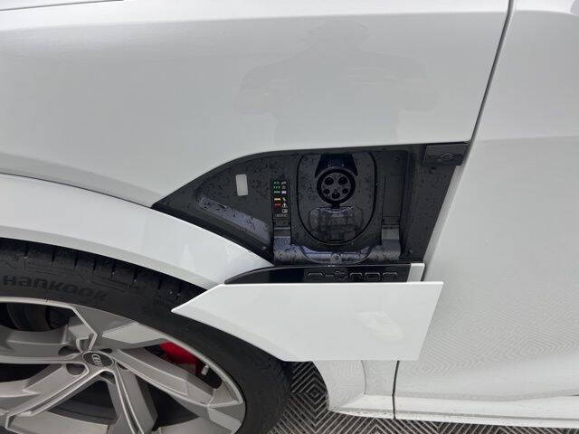 2024 Audi SQ8 e-tron quattro Prestige