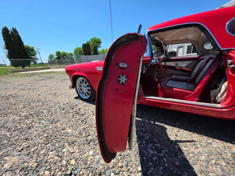 1955 Ford Thunderbird