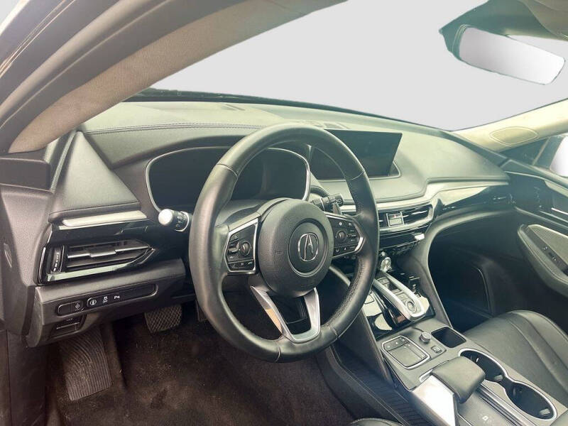 2024 Acura MDX w/Tech