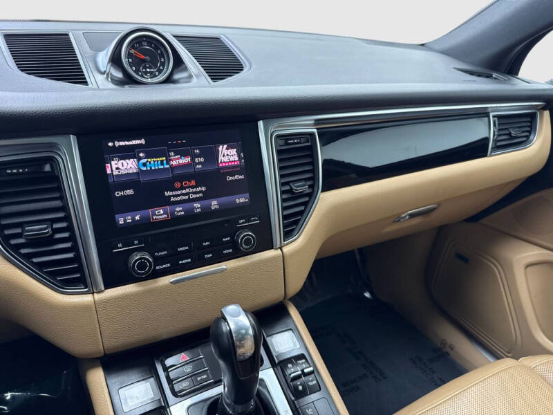 2018 Porsche Macan S