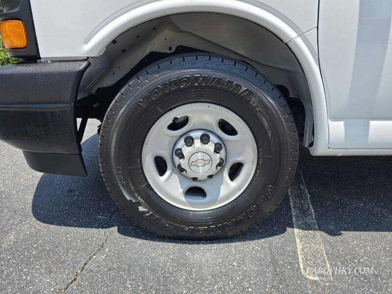 2017 Chevrolet Express 2500