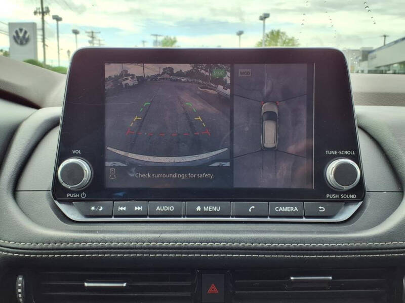 2021 Nissan Rogue SL