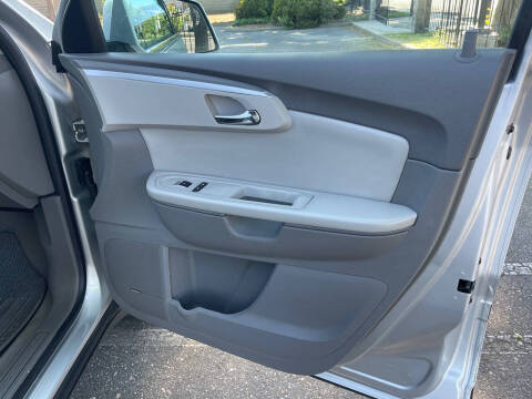 2012 Chevrolet Traverse LT