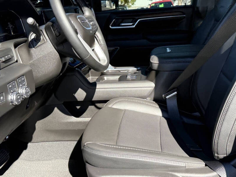 2025 GMC Sierra 3500HD