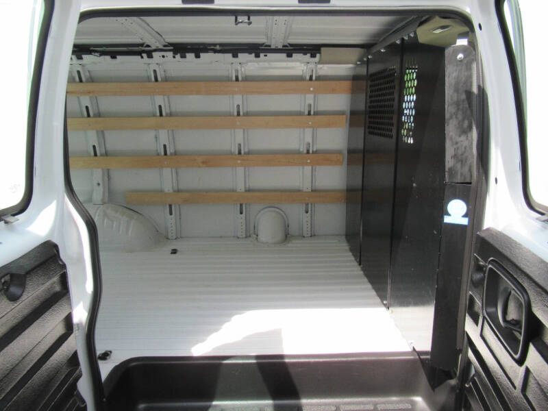 2024 Chevrolet Express 2500