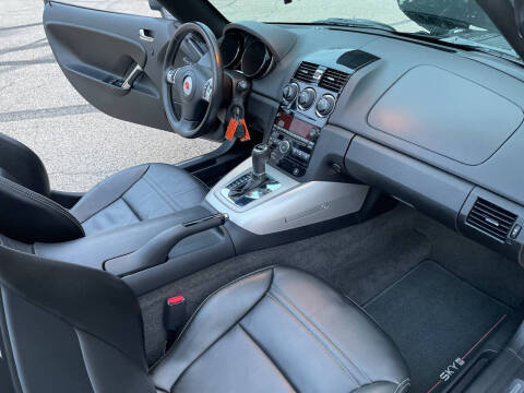 2008 Saturn SKY Red Line