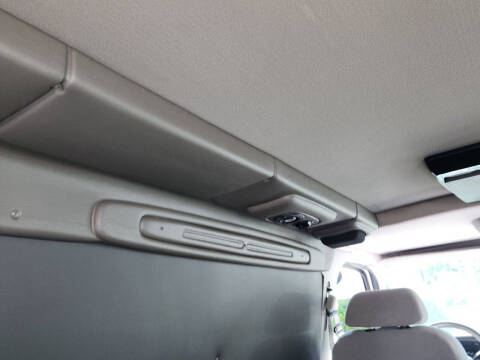 2006 Ford E-Series E-250 SD