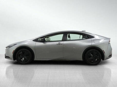 2025 Toyota Prius LE