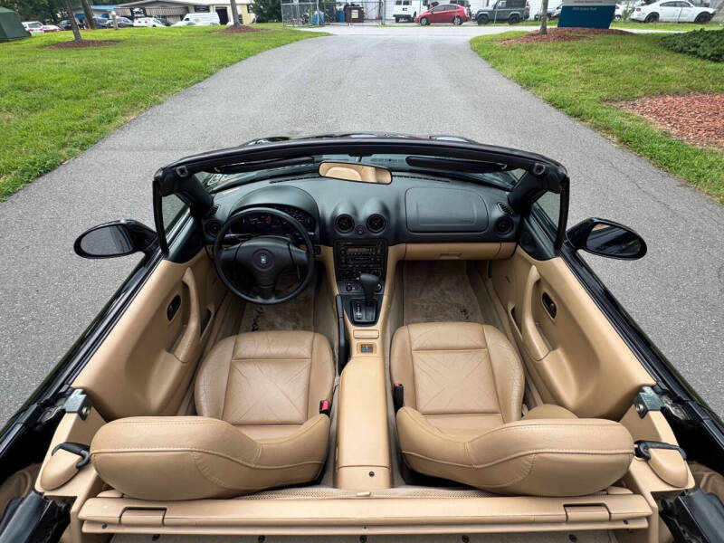 2000 Mazda MX-5 Miata