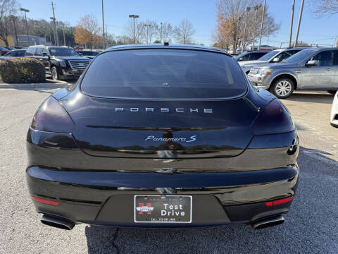 2015 Porsche Panamera