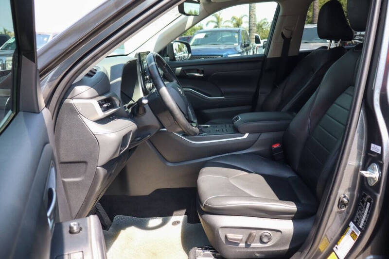 2020 Toyota Highlander XLE