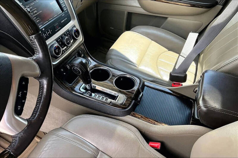 2013 GMC Acadia Denali