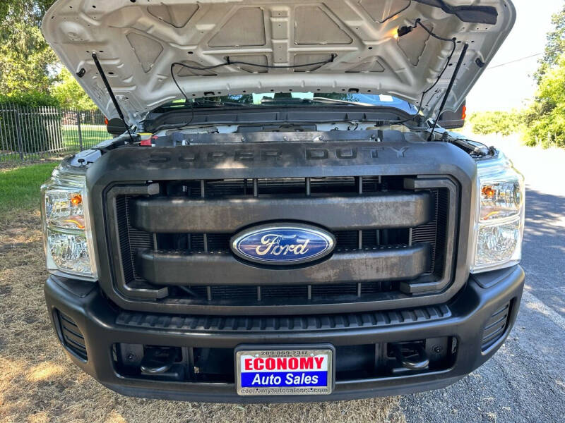 2011 Ford F-350 Super Duty XL