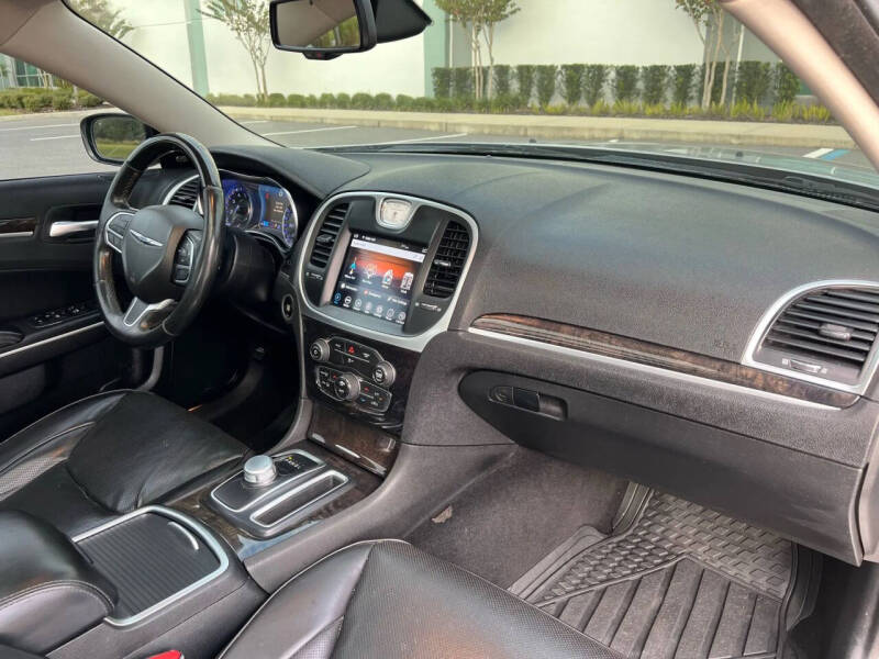 2020 Chrysler 300 Limited