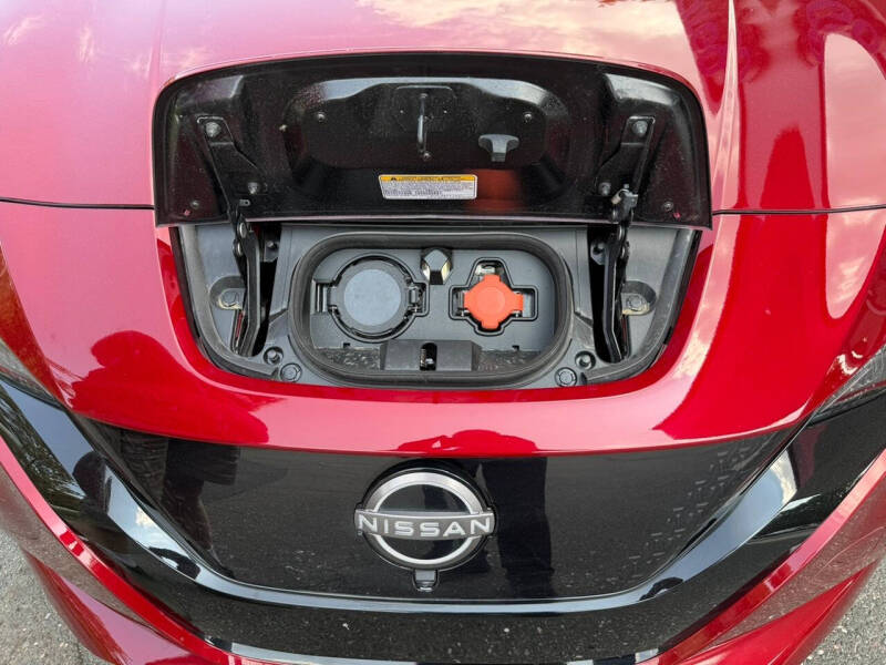 2024 Nissan LEAF SV PLUS