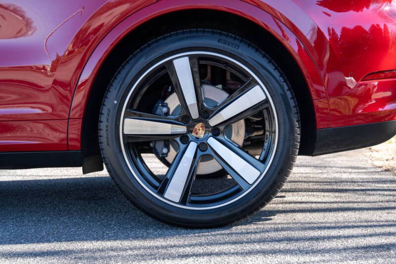 2026 Porsche Cayenne Coupe