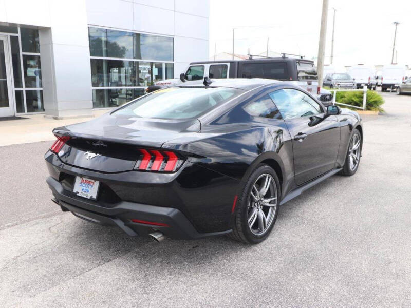 2024 Ford Mustang EcoBoost