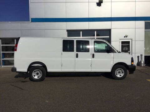 2025 Chevrolet Express 3500