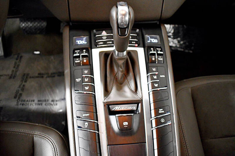 2016 Porsche Macan S