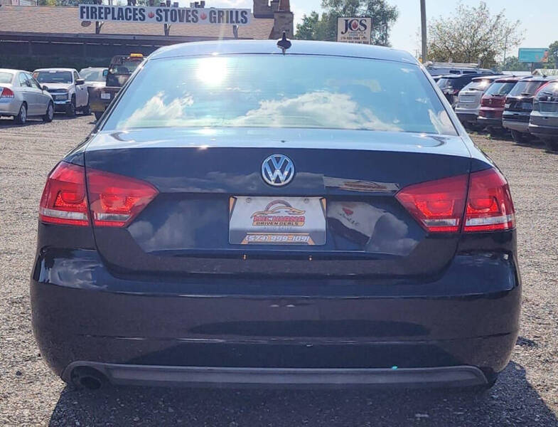 2012 Volkswagen Passat SE PZEV