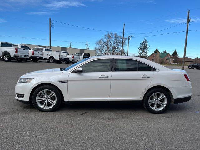 2019 Ford Taurus SEL