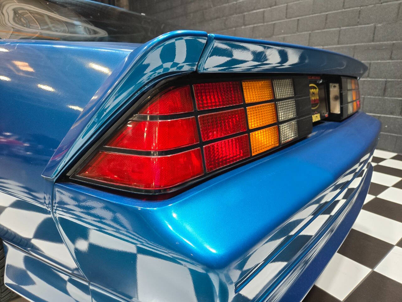 1992 Chevrolet Camaro 32