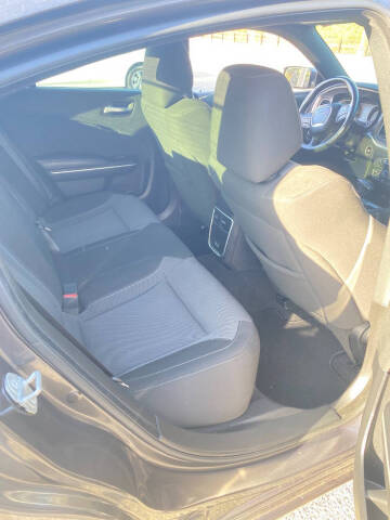 2020 Dodge Charger SXT