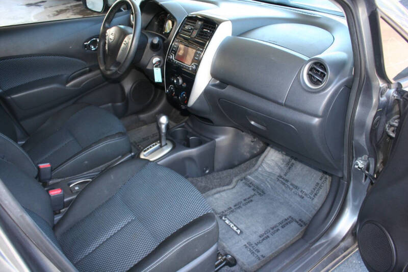 2016 Nissan Versa Note SV
