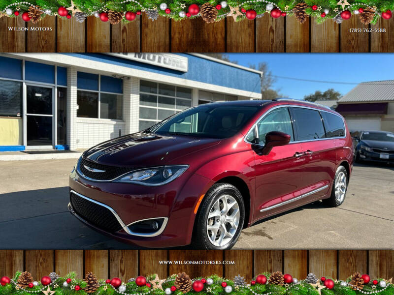 2018 Chrysler Pacifica for sale at Wilson Motors in Junction City KS