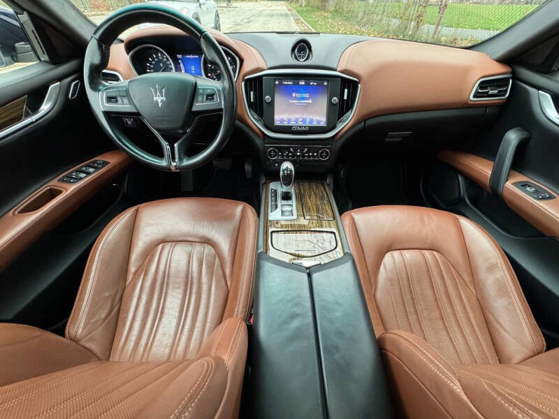 2015 Maserati Ghibli S photo 10