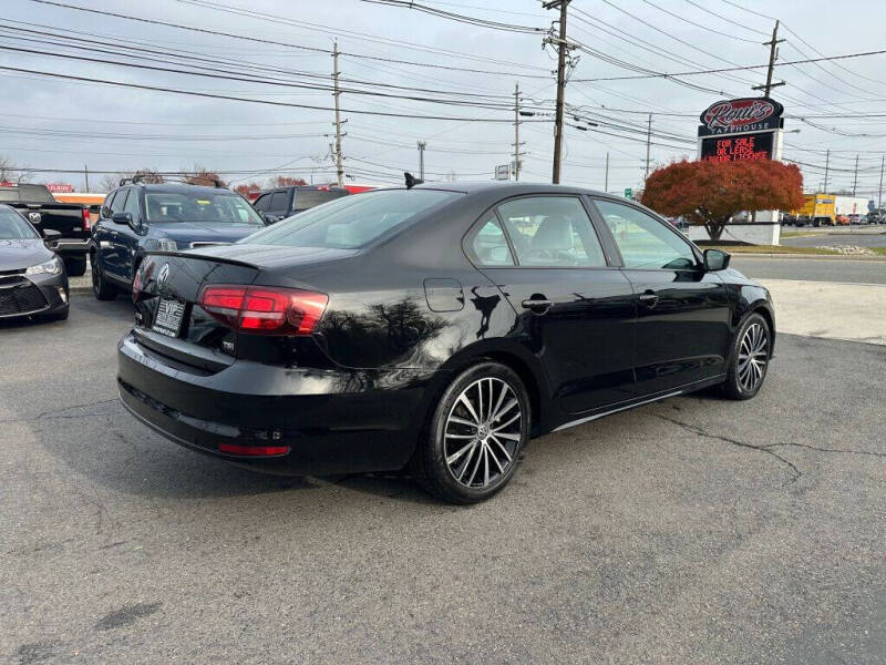 2017 Volkswagen Jetta 1.8T Sport