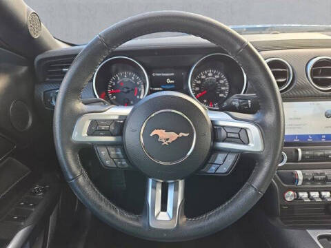 2022 Ford Mustang EcoBoost