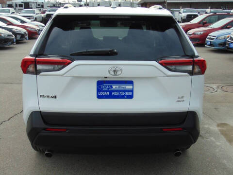 2021 Toyota RAV4 LE