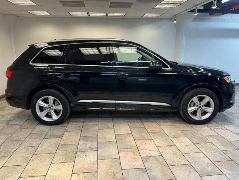 2023 Audi Q7 quattro Premium 55 TFSI
